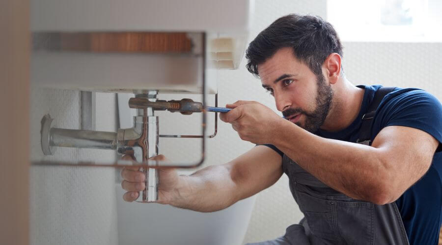 Water heater leaking fix in Cheltenham, MD